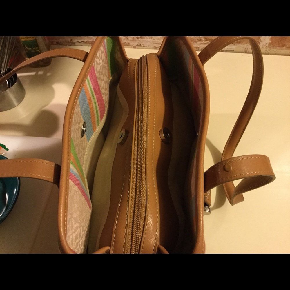 Relic Spring Purse - Picture 3 of 5